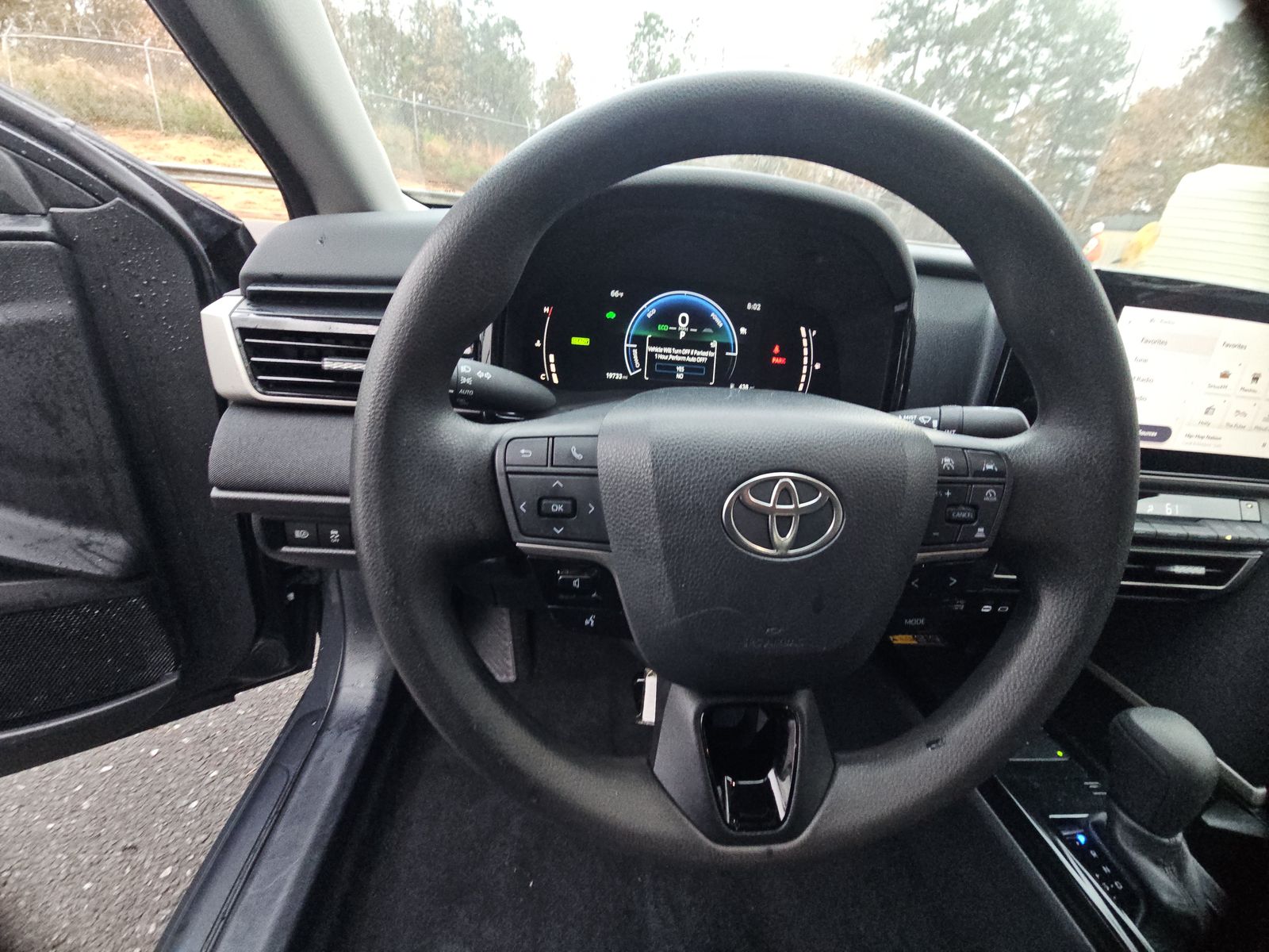 2025 Toyota Camry LE FWD