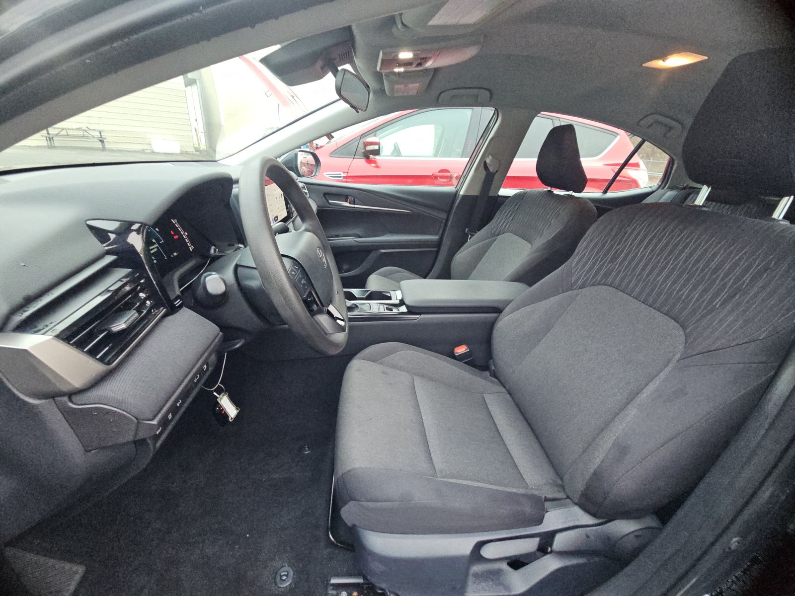 2025 Toyota Camry LE FWD