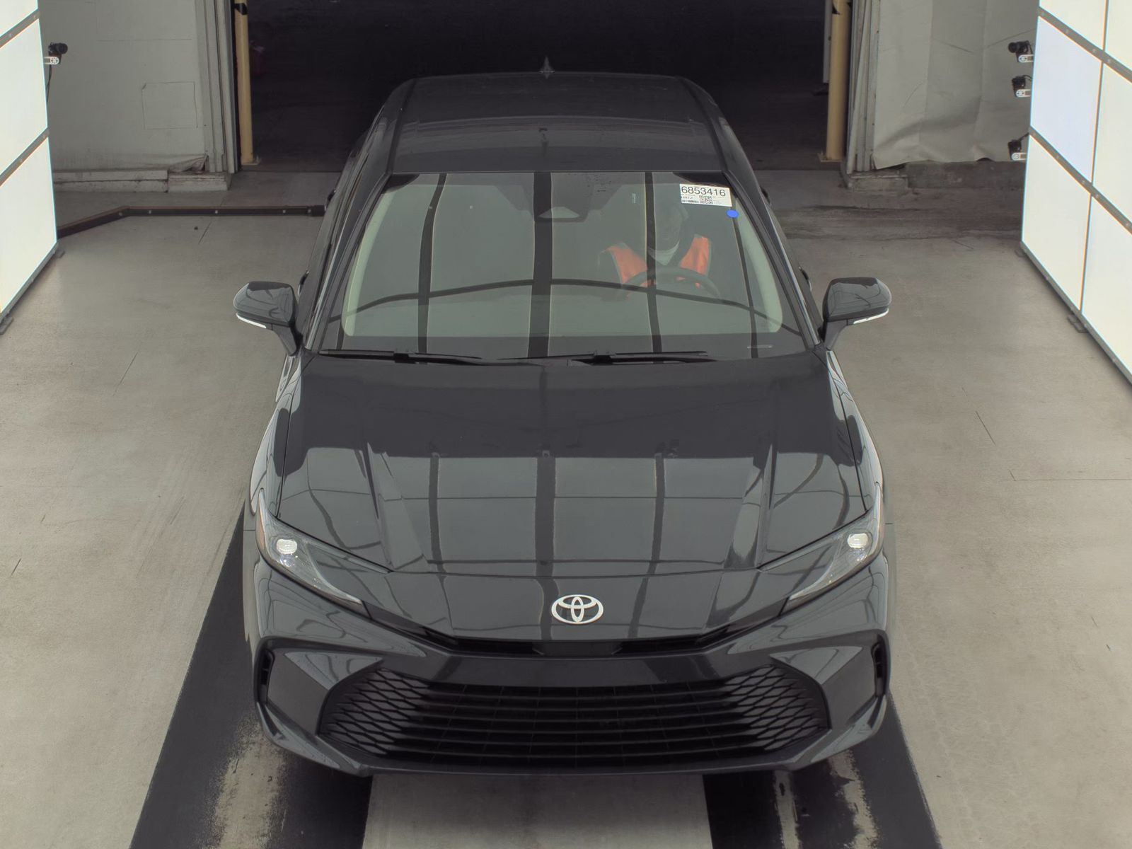 2025 Toyota Camry LE FWD