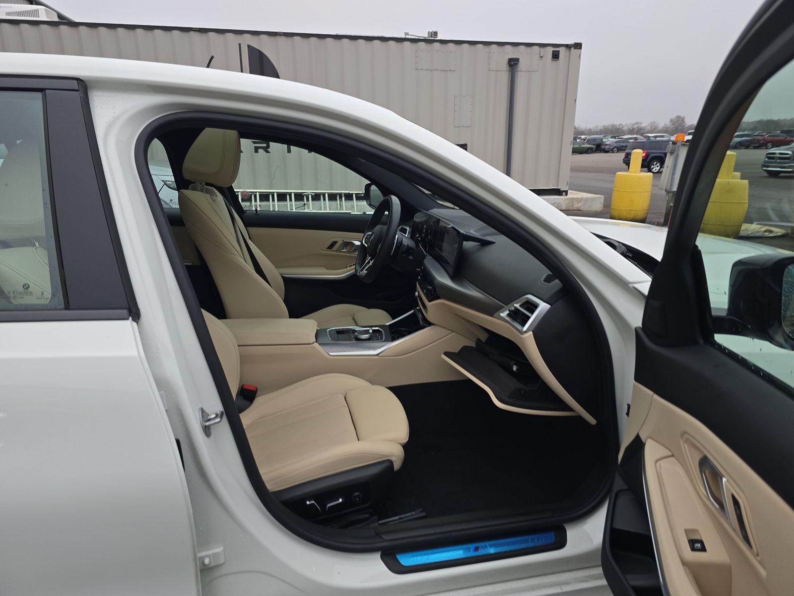 2025 BMW 3 Series 330i RWD