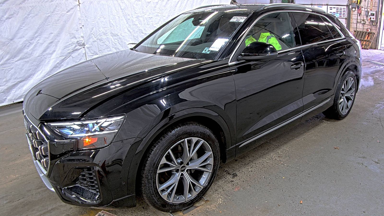 2025 Audi Q8 Premium Plus AWD