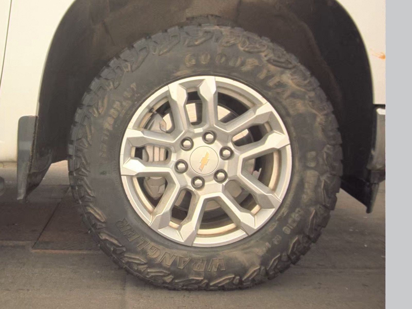 2025 Chevrolet Silverado 1500 LTZ AWD