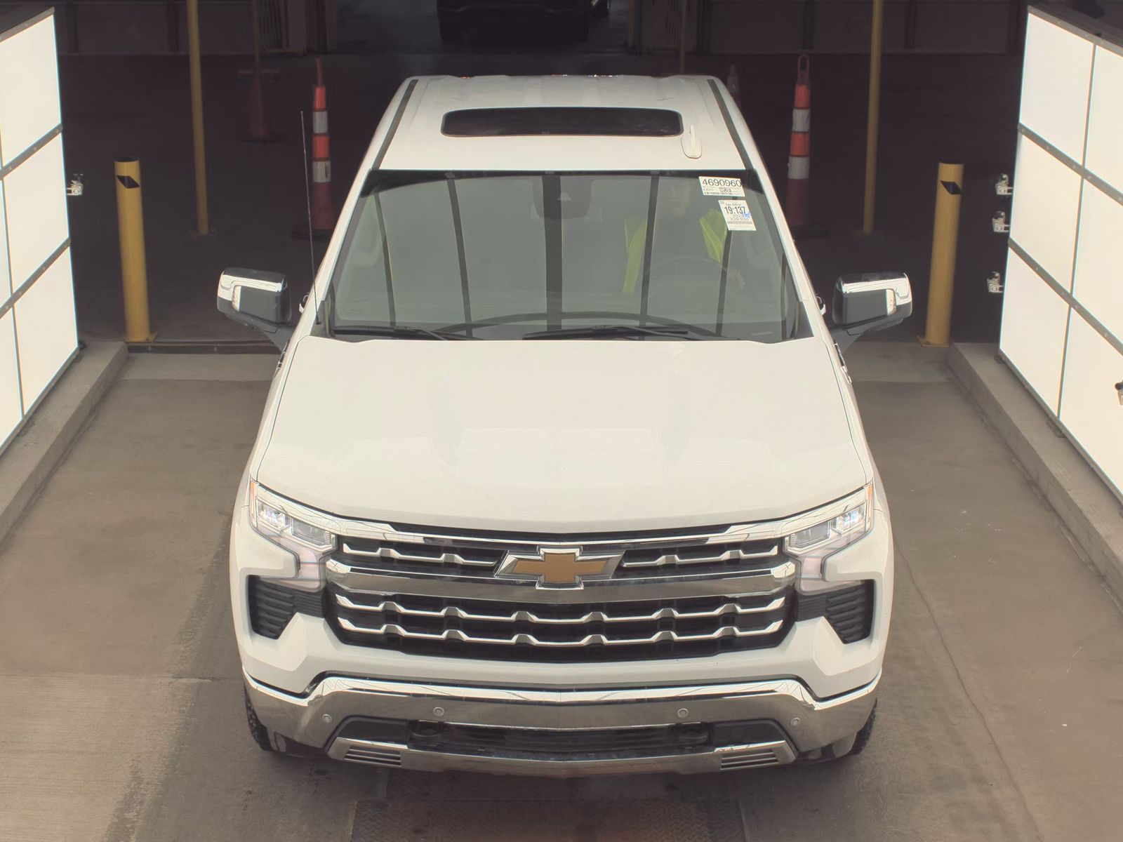 2025 Chevrolet Silverado 1500 LTZ AWD