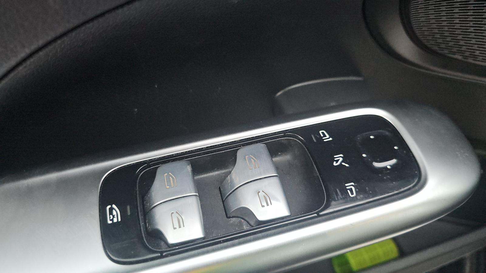 2022 Mercedes-Benz C-Class C 300 RWD