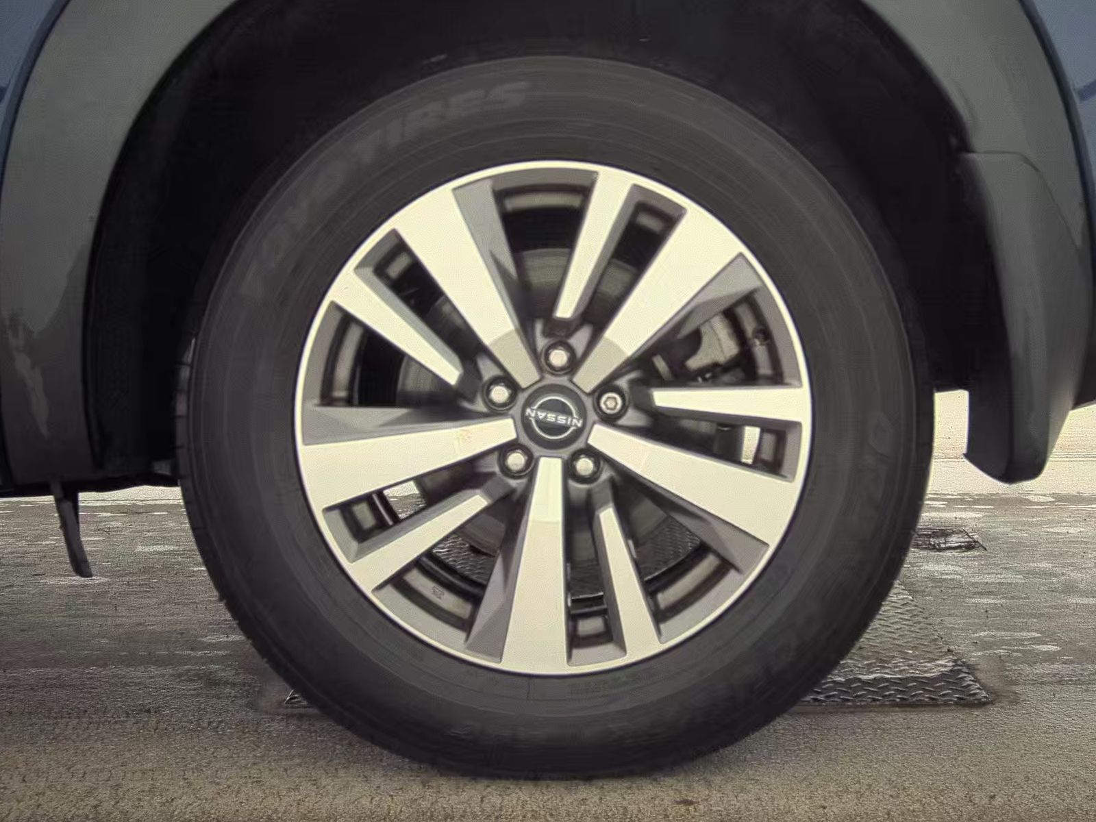 2022 Nissan Pathfinder SL AWD