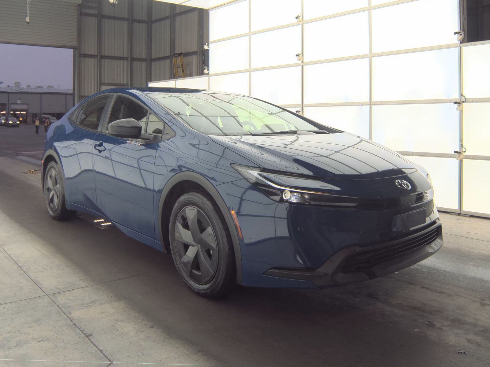 2025 Toyota Prius LE FWD