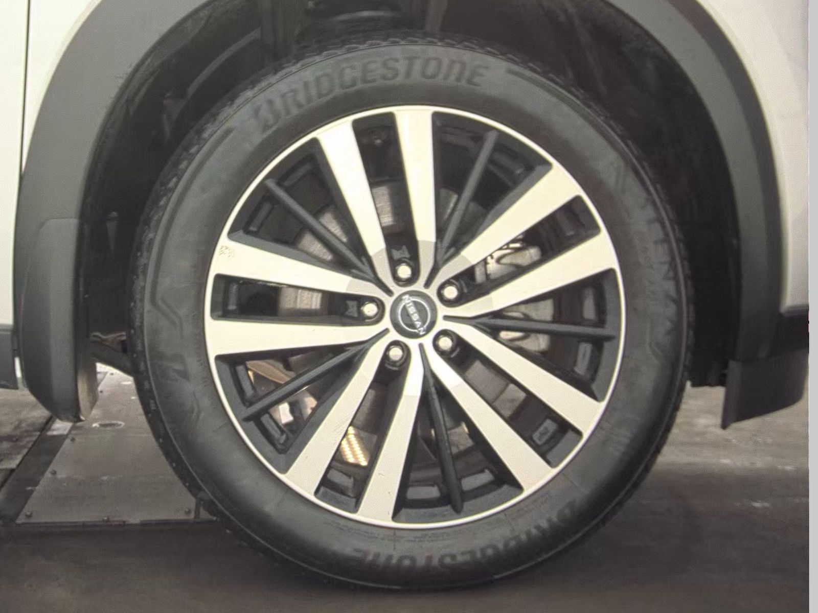 2024 Nissan Pathfinder Platinum AWD