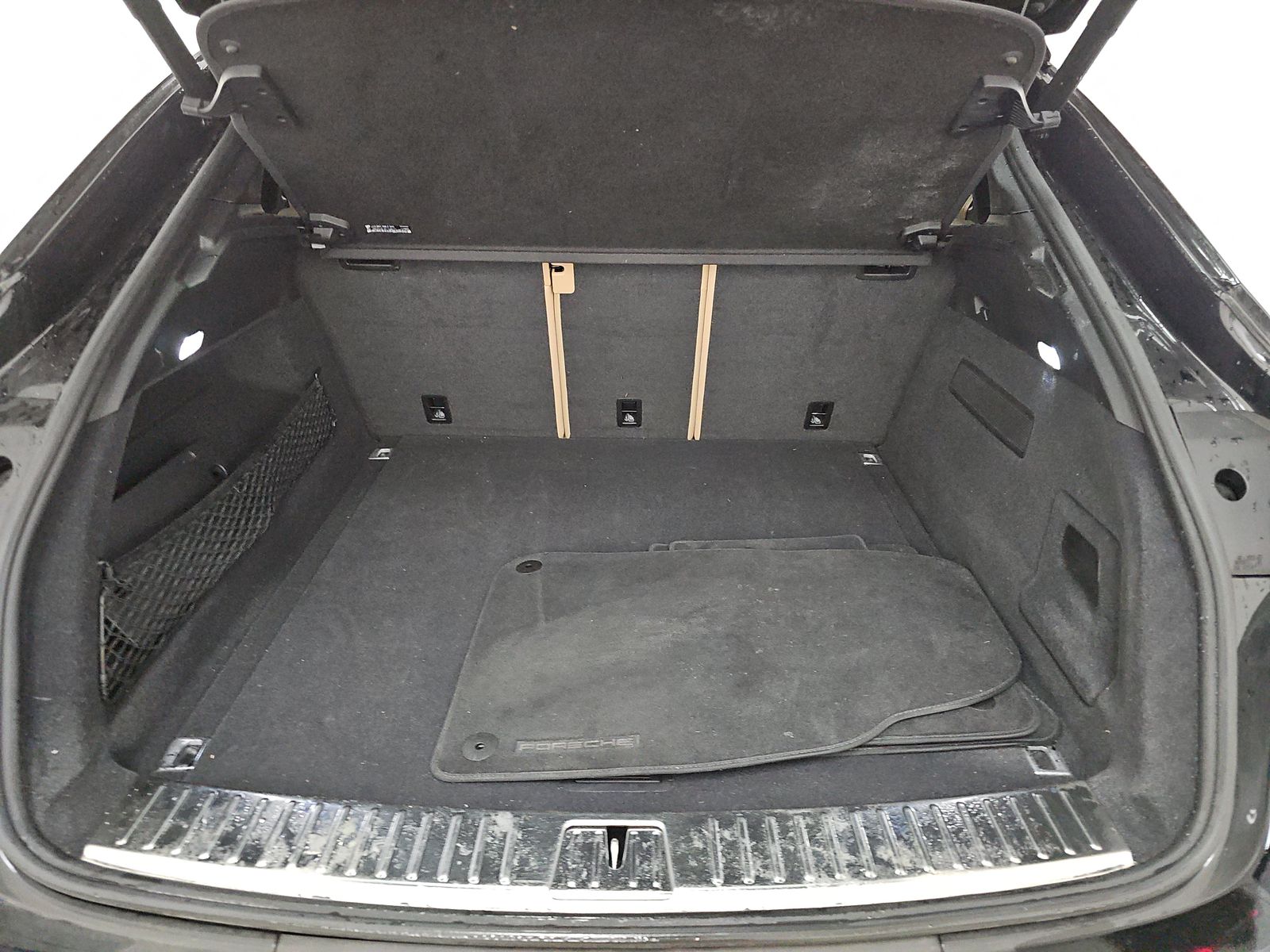 2023 Porsche Cayenne Platinum Edition AWD