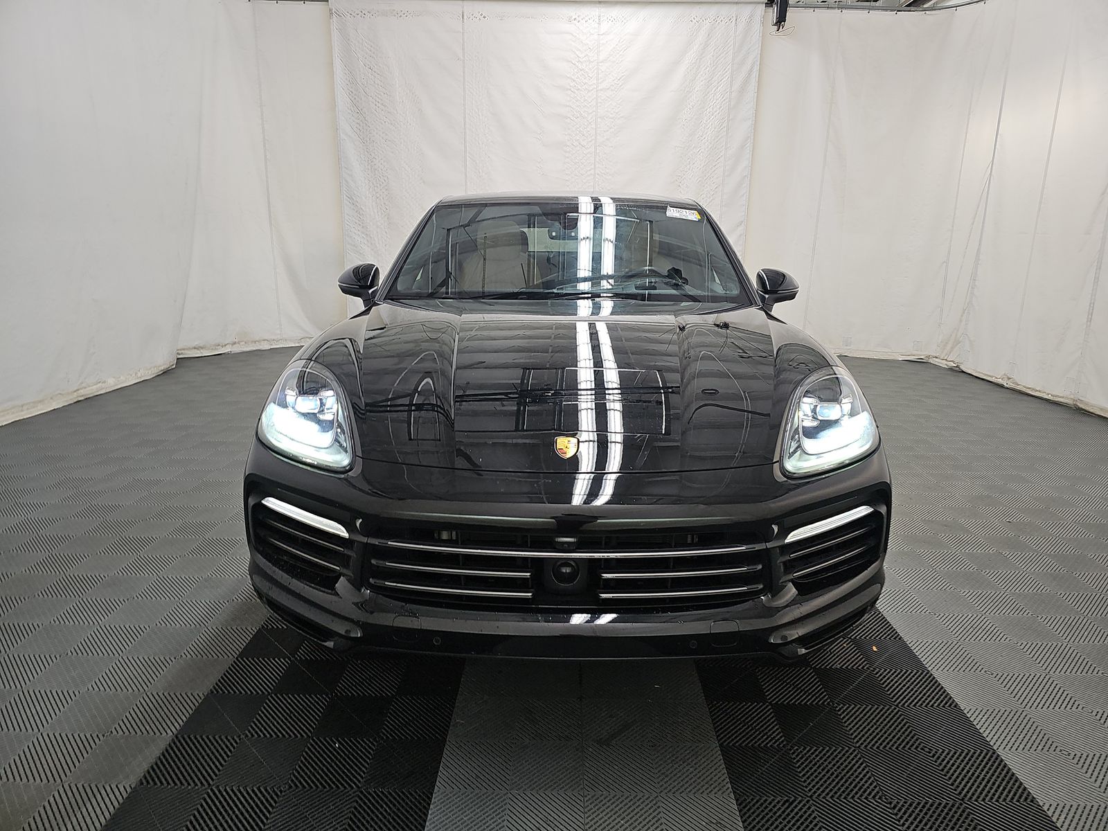 2023 Porsche Cayenne Platinum Edition AWD