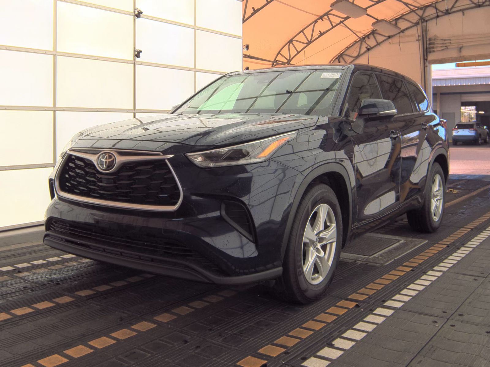 2021 Toyota Highlander L FWD