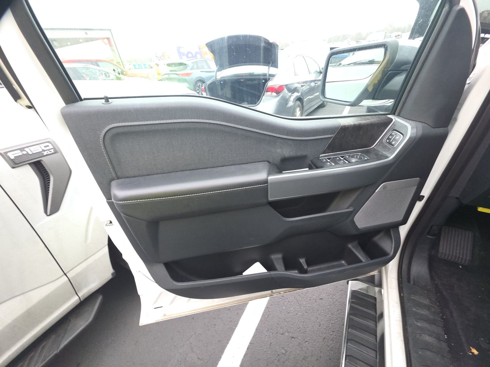 2023 Ford F-150 Lariat AWD