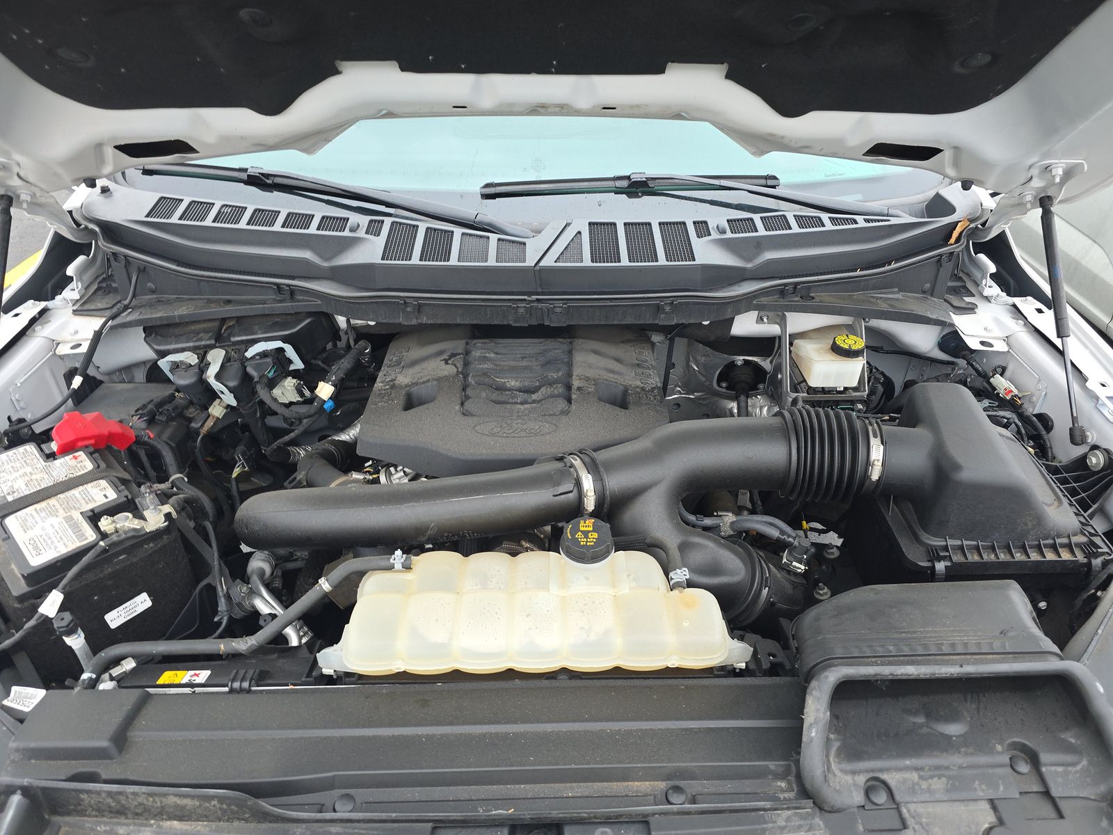 2023 Ford F-150 Lariat AWD