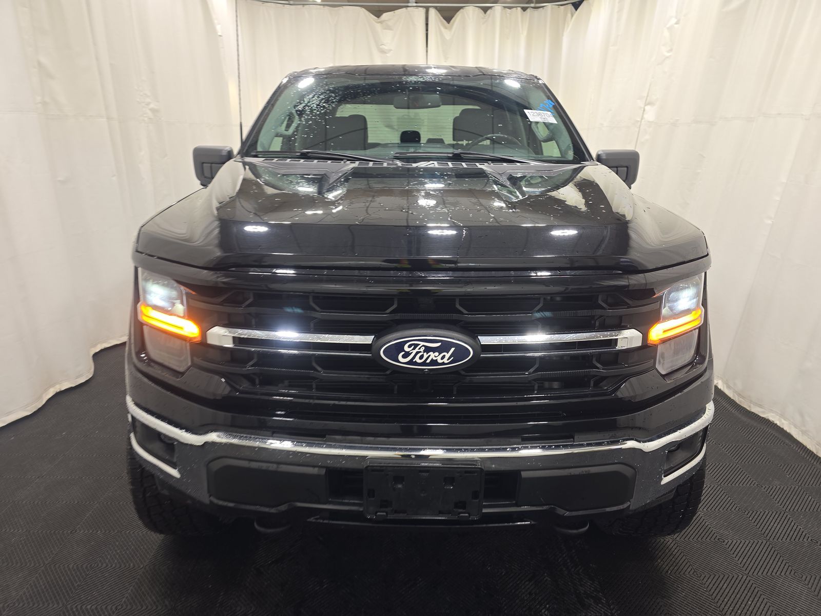 2024 Ford F-150 XLT AWD