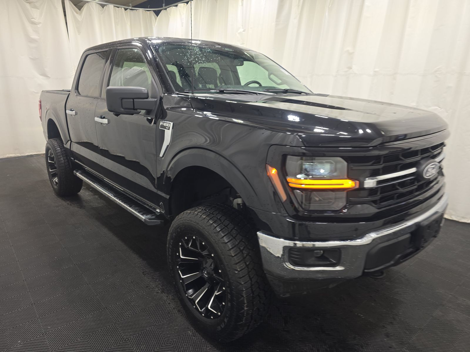 2024 Ford F-150 XLT AWD