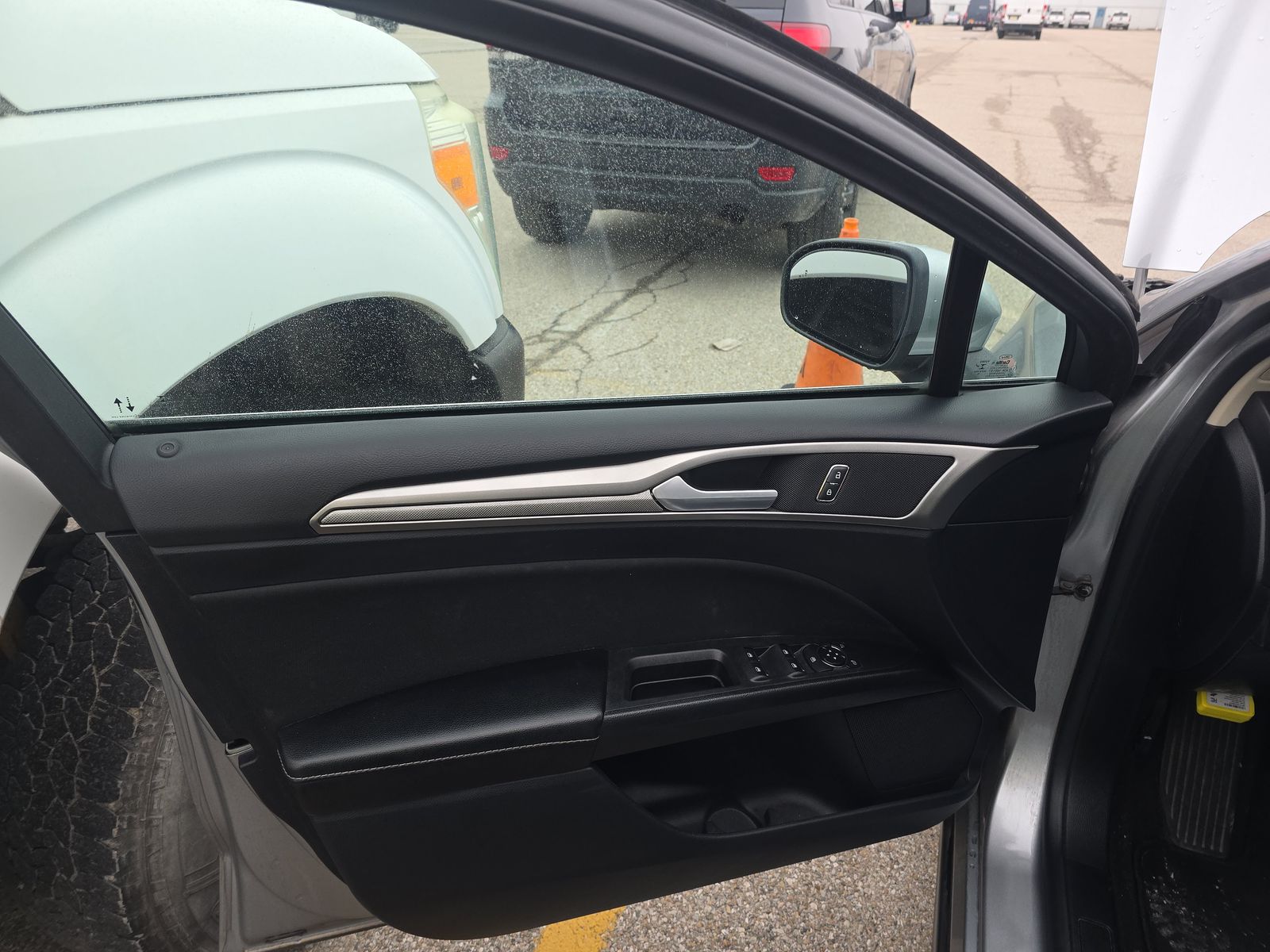 2020 Ford Fusion SE FWD