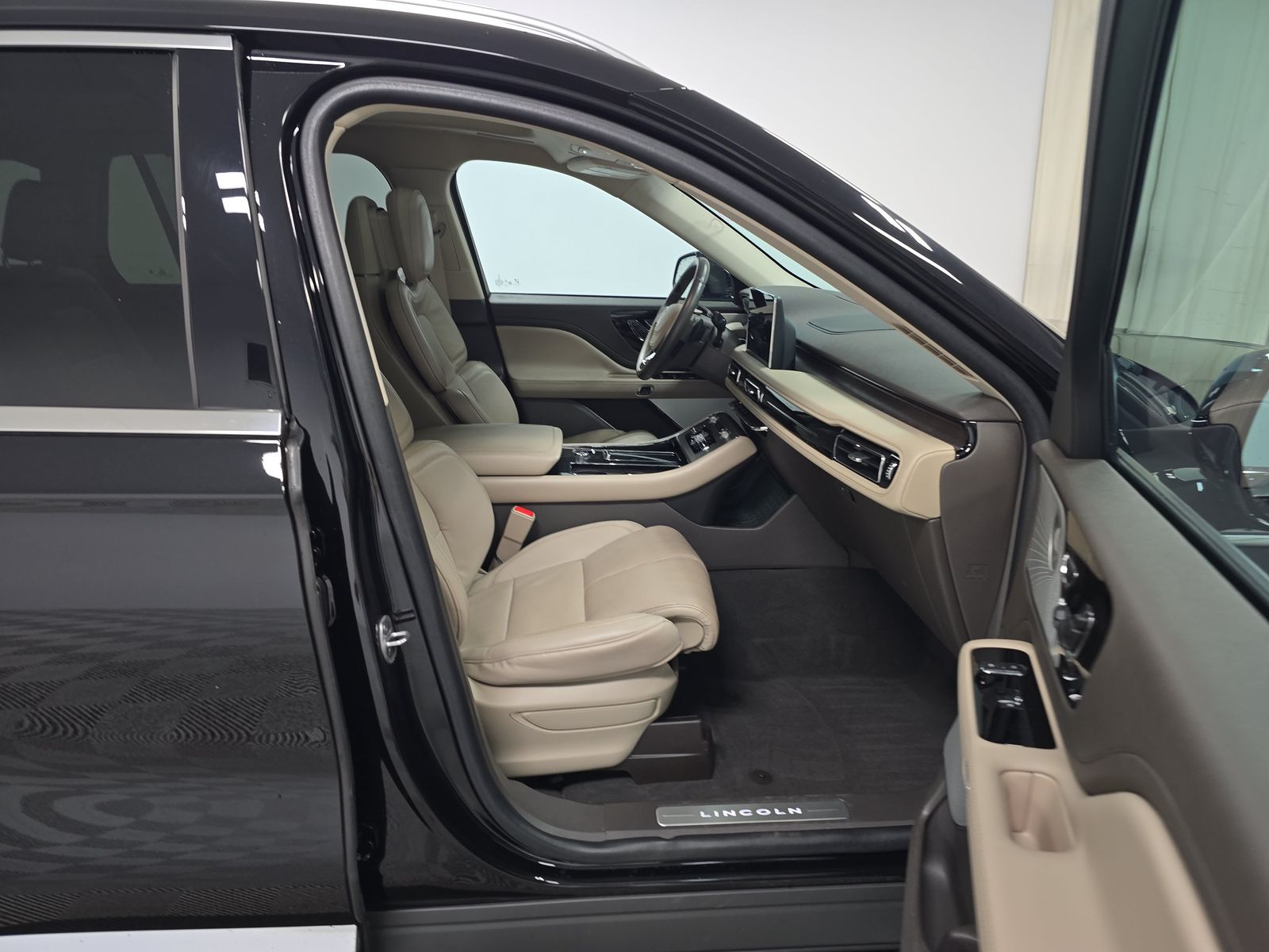 2023 Lincoln Aviator Reserve AWD