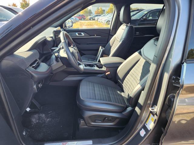 2025 Ford Explorer ST-Line AWD