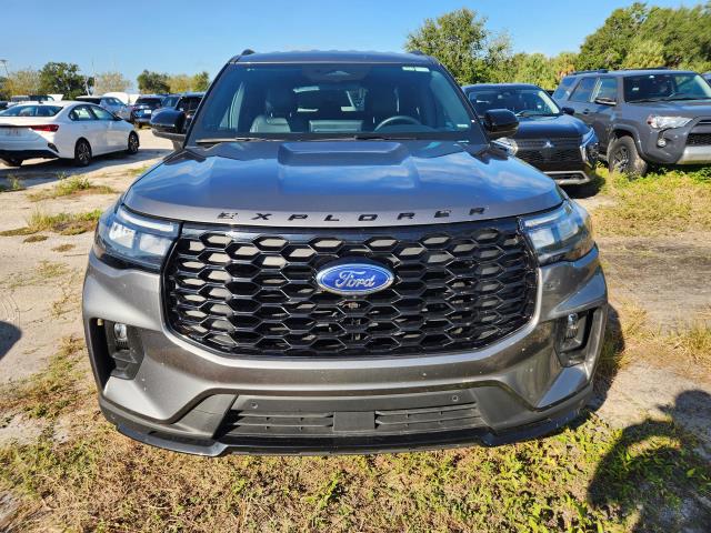 2025 Ford Explorer ST-Line AWD