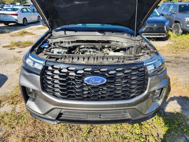 2025 Ford Explorer ST-Line AWD