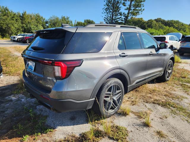 2025 Ford Explorer ST-Line AWD