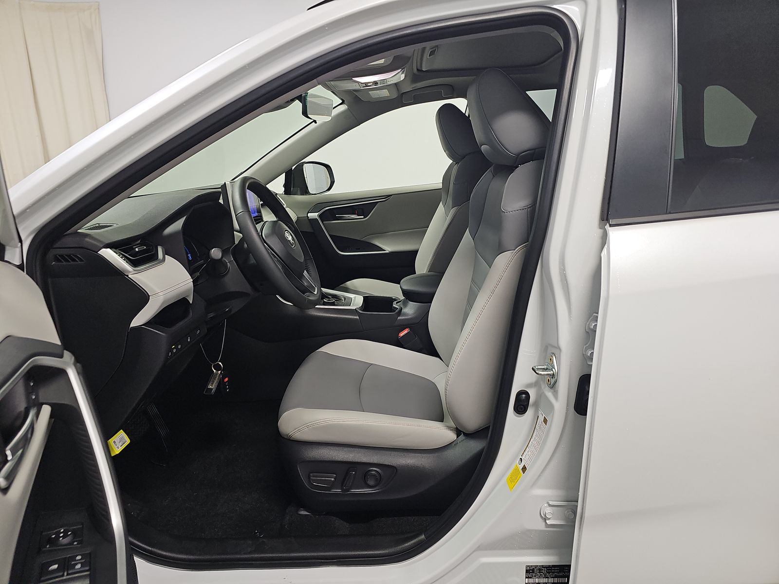 2024 Toyota RAV4 Hybrid XLE Premium AWD