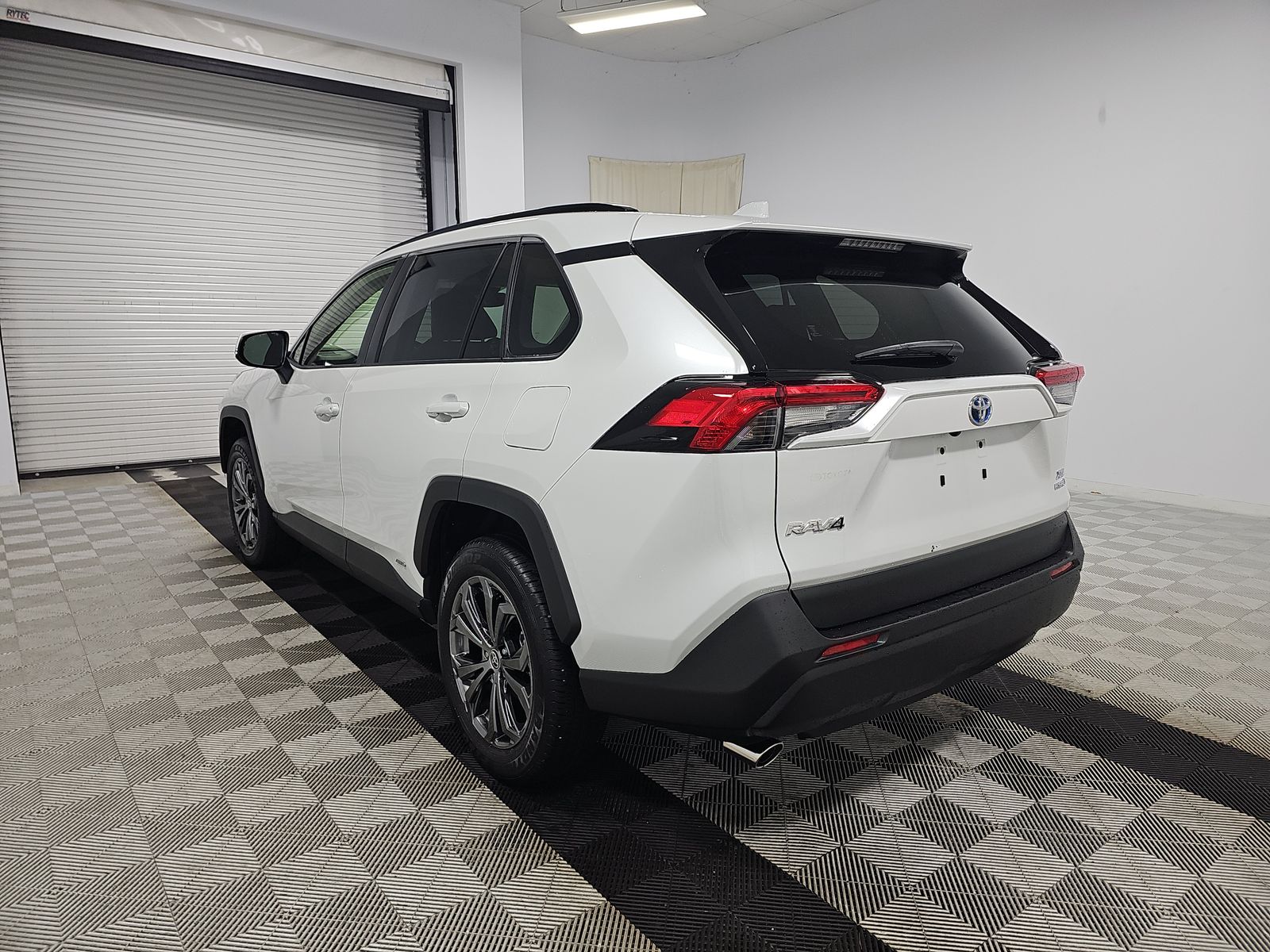 2024 Toyota RAV4 Hybrid XLE Premium AWD