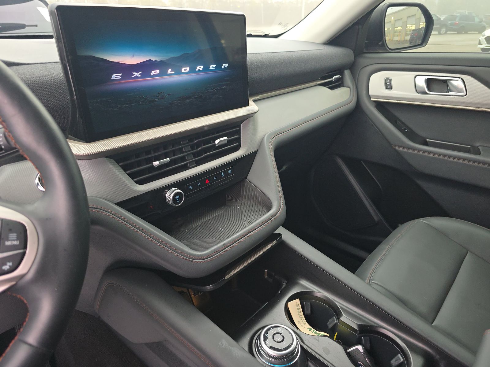 2025 Ford Explorer Active RWD