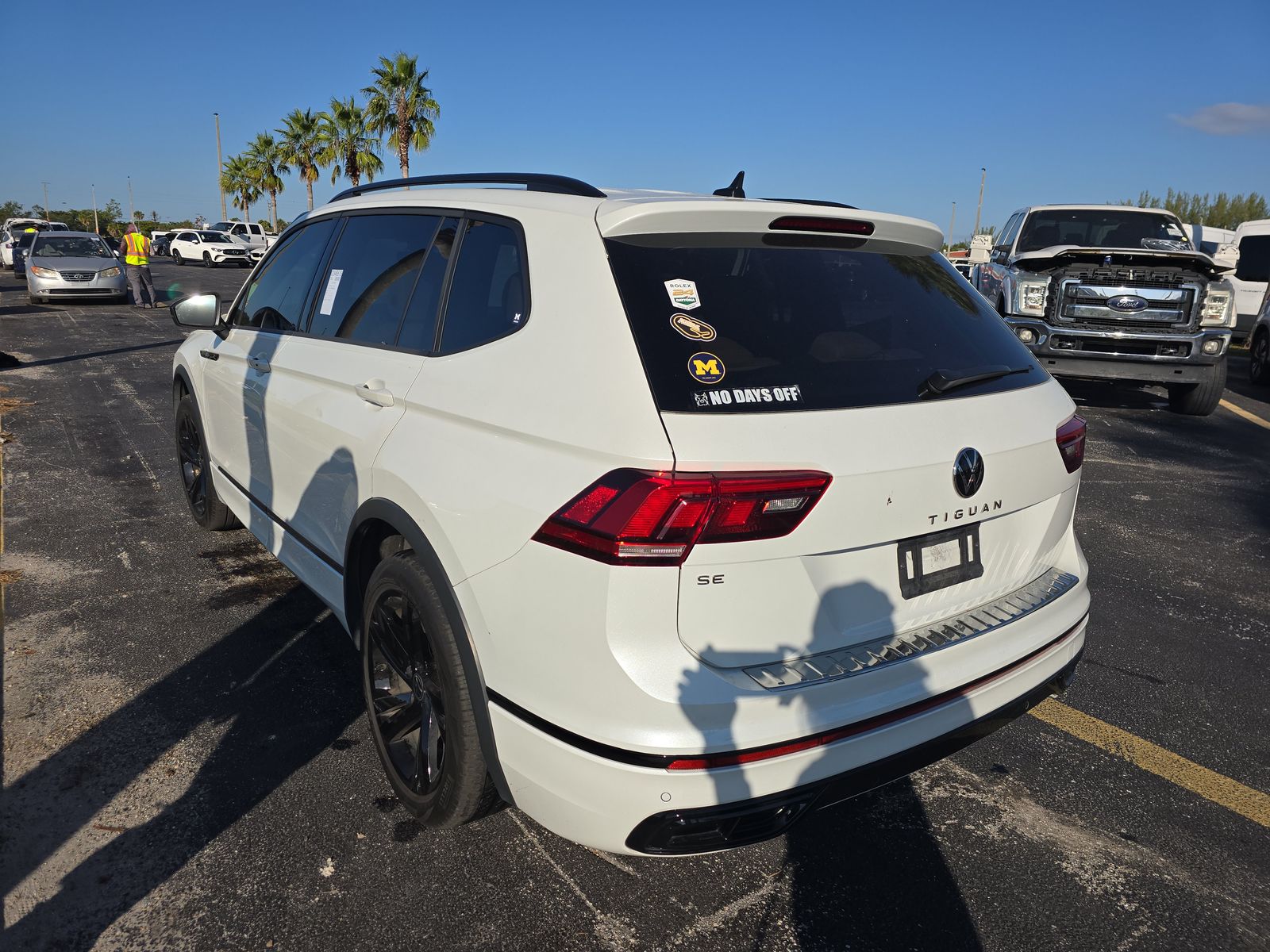 2024 Volkswagen Tiguan 2.0T SE R-Line Black FWD