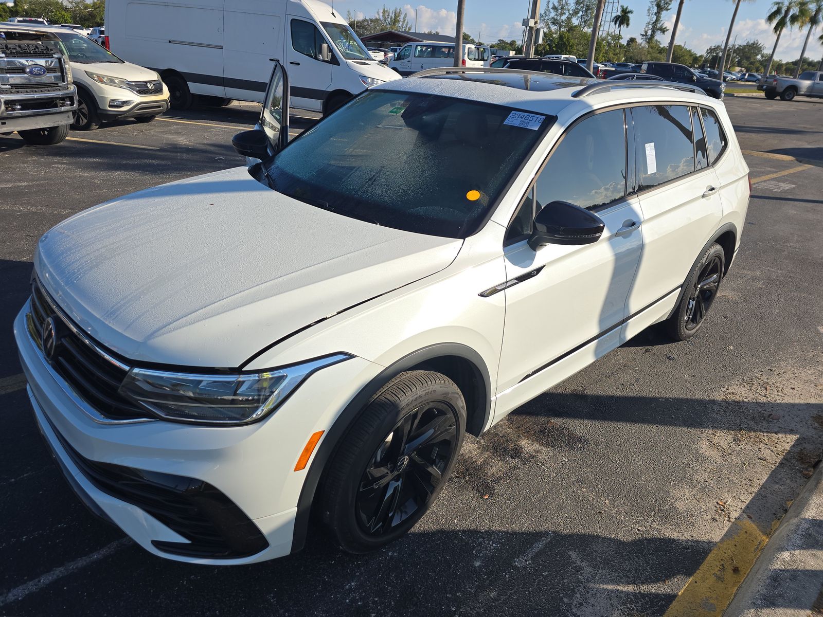 2024 Volkswagen Tiguan 2.0T SE R-Line Black FWD