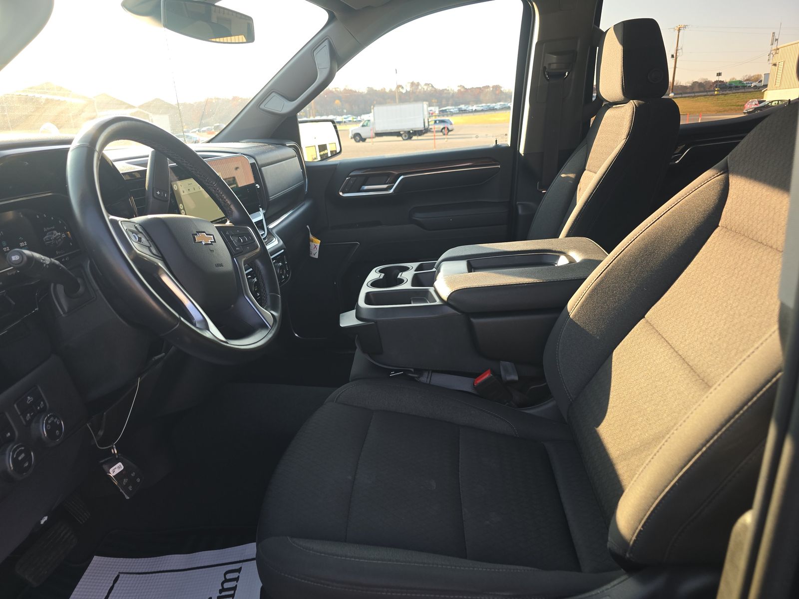 2023 Chevrolet Silverado 1500 LT AWD