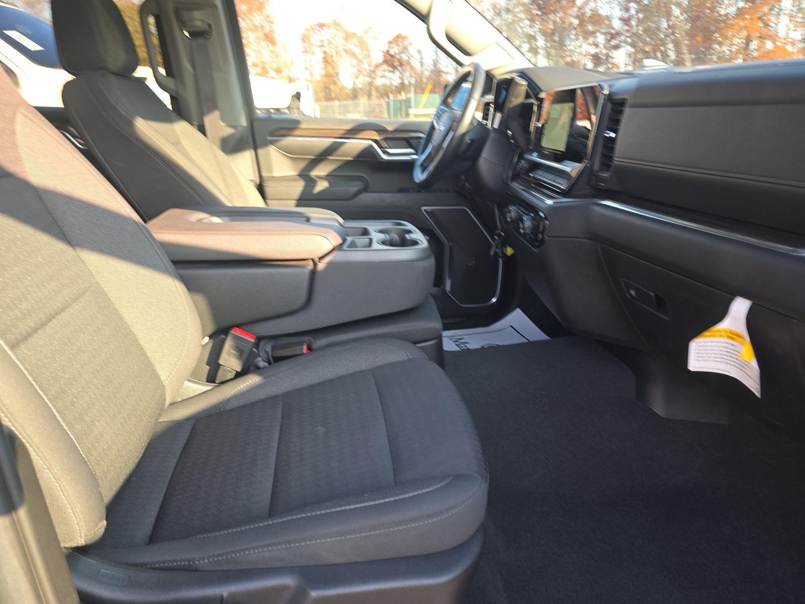 2023 Chevrolet Silverado 1500 LT AWD