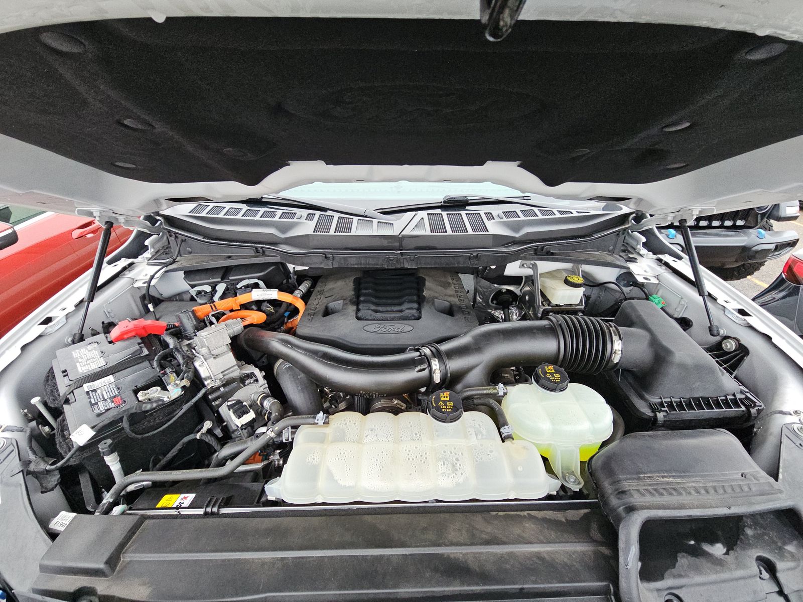 2022 Ford F-150 Hybrid Platinum AWD