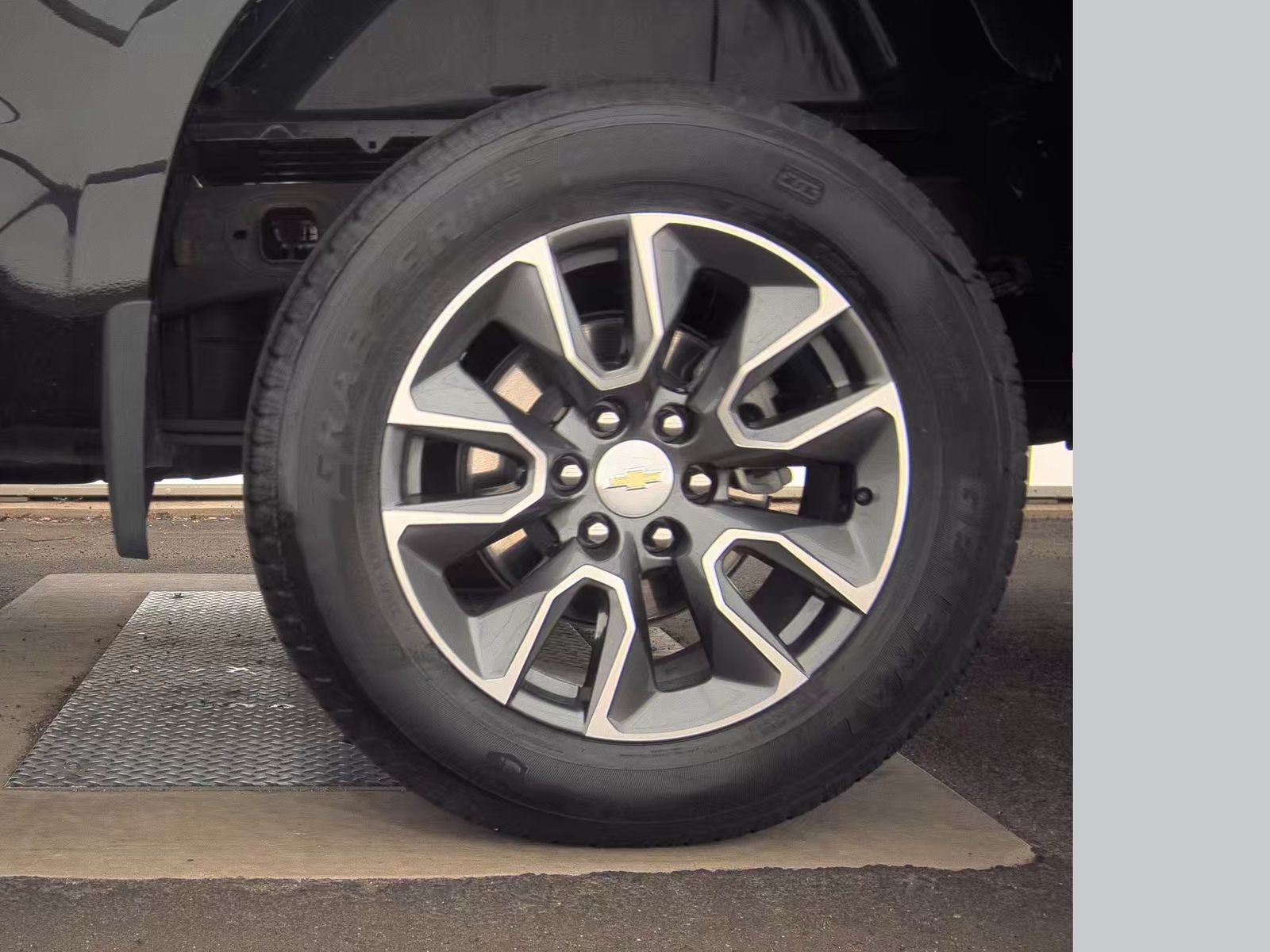 2023 Chevrolet Silverado 1500 LT AWD