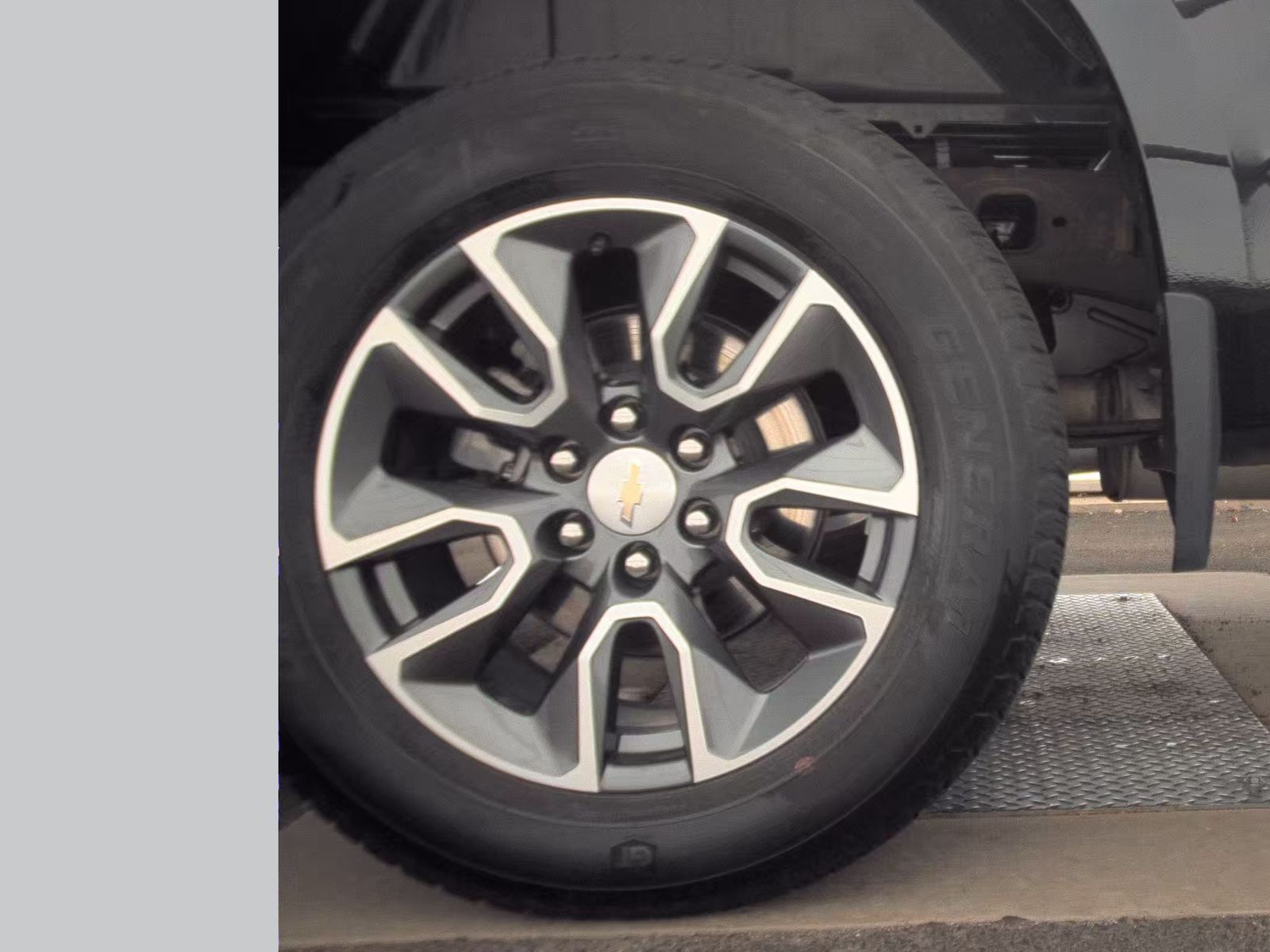 2023 Chevrolet Silverado 1500 LT AWD