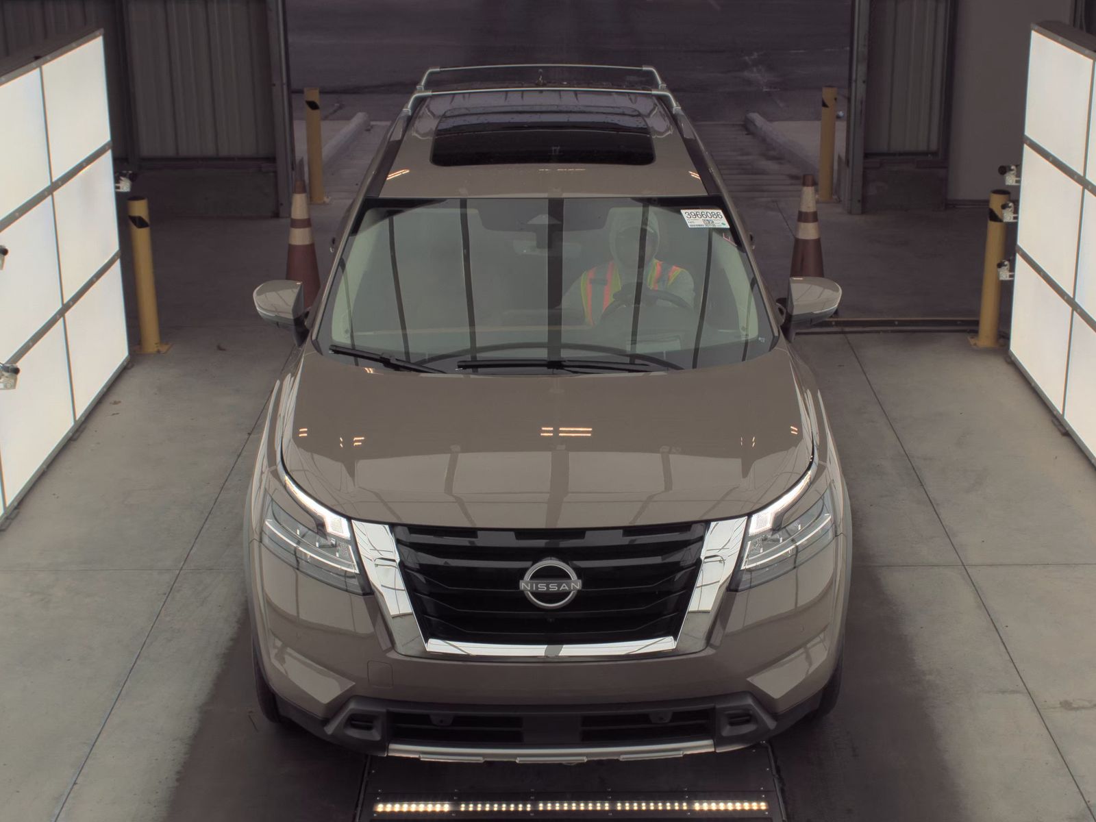 2024 Nissan Pathfinder Platinum FWD