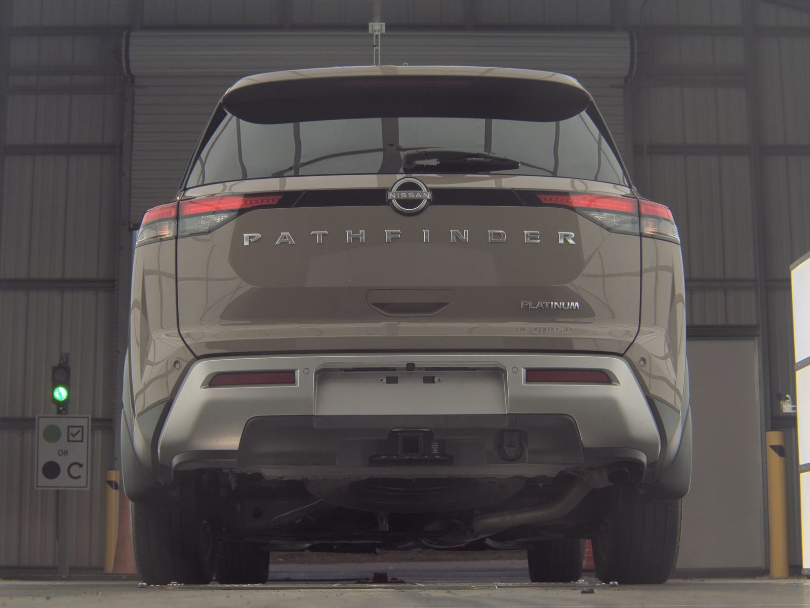 2024 Nissan Pathfinder Platinum FWD