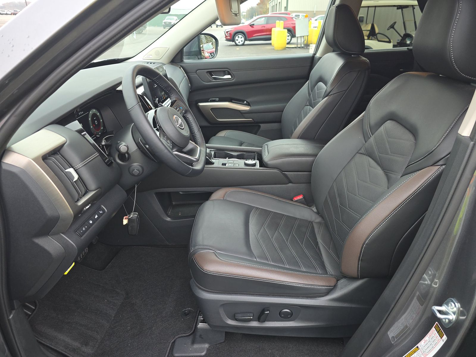 2024 Nissan Pathfinder Platinum AWD