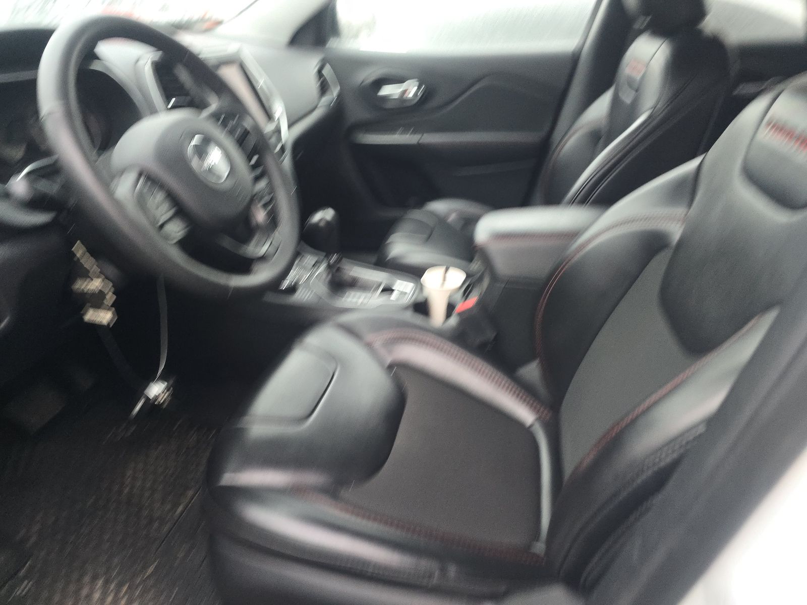 2022 Jeep Cherokee Trailhawk AWD