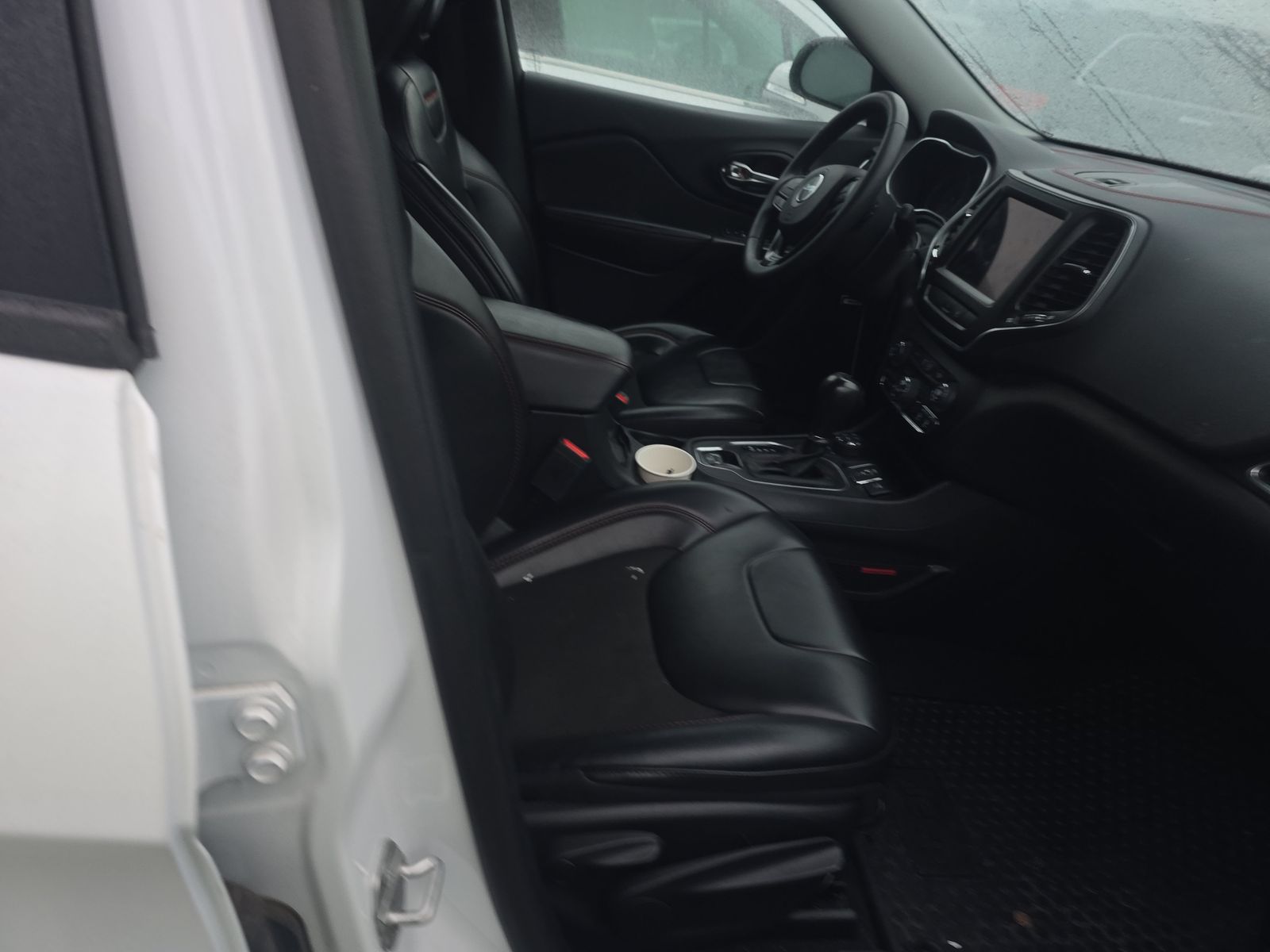 2022 Jeep Cherokee Trailhawk AWD