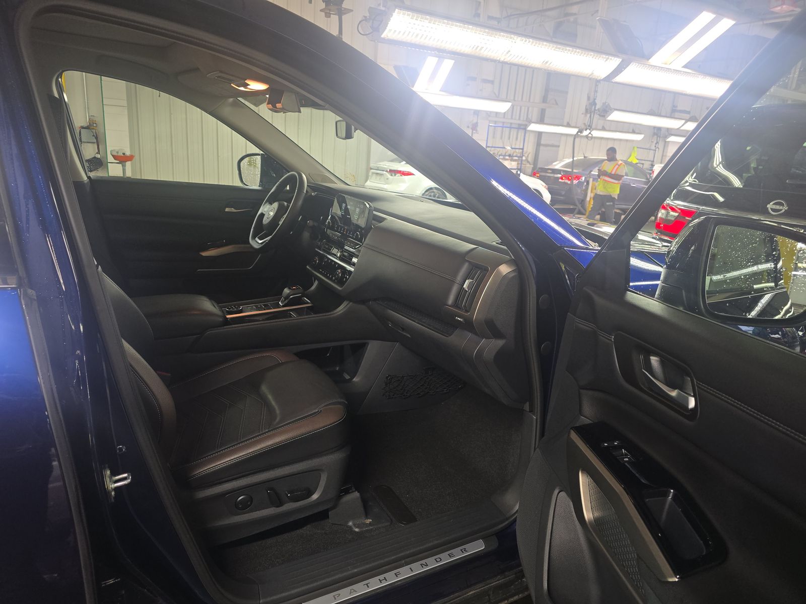 2024 Nissan Pathfinder Platinum AWD