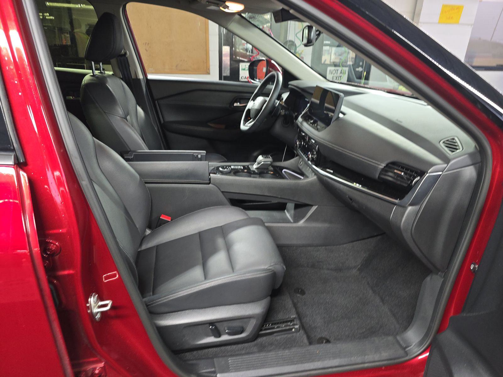 2025 Nissan Rogue SL AWD