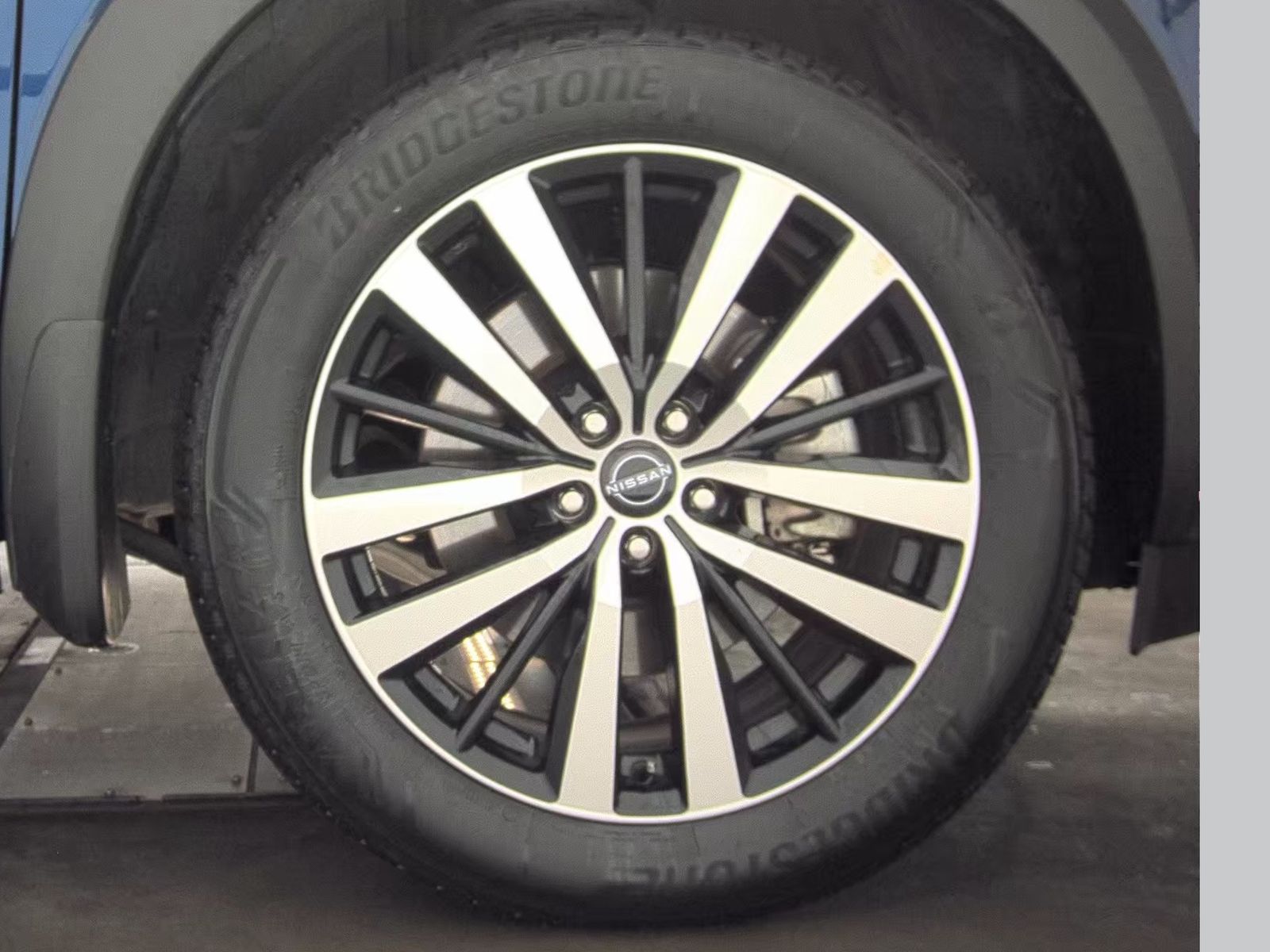 2024 Nissan Pathfinder Platinum AWD