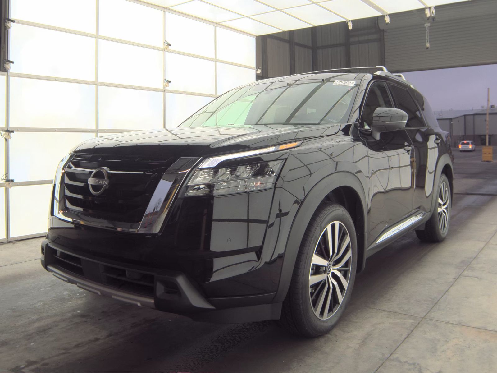 2024 Nissan Pathfinder Platinum AWD