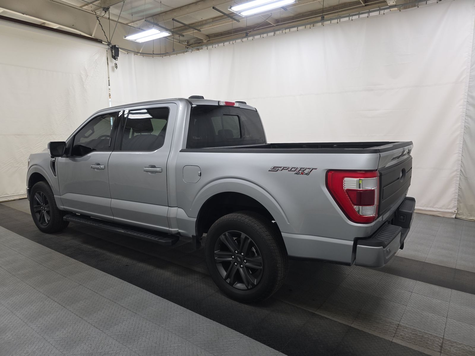 2023 Ford F-150 Lariat AWD