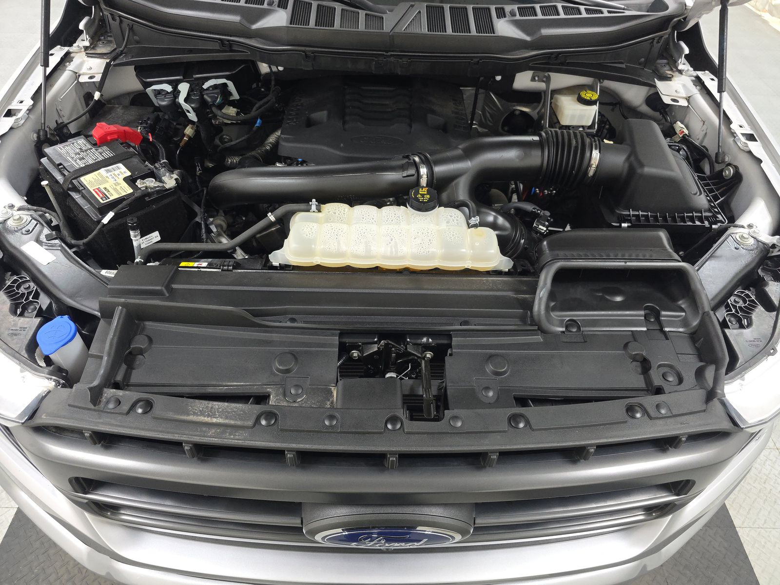 2023 Ford F-150 Lariat AWD