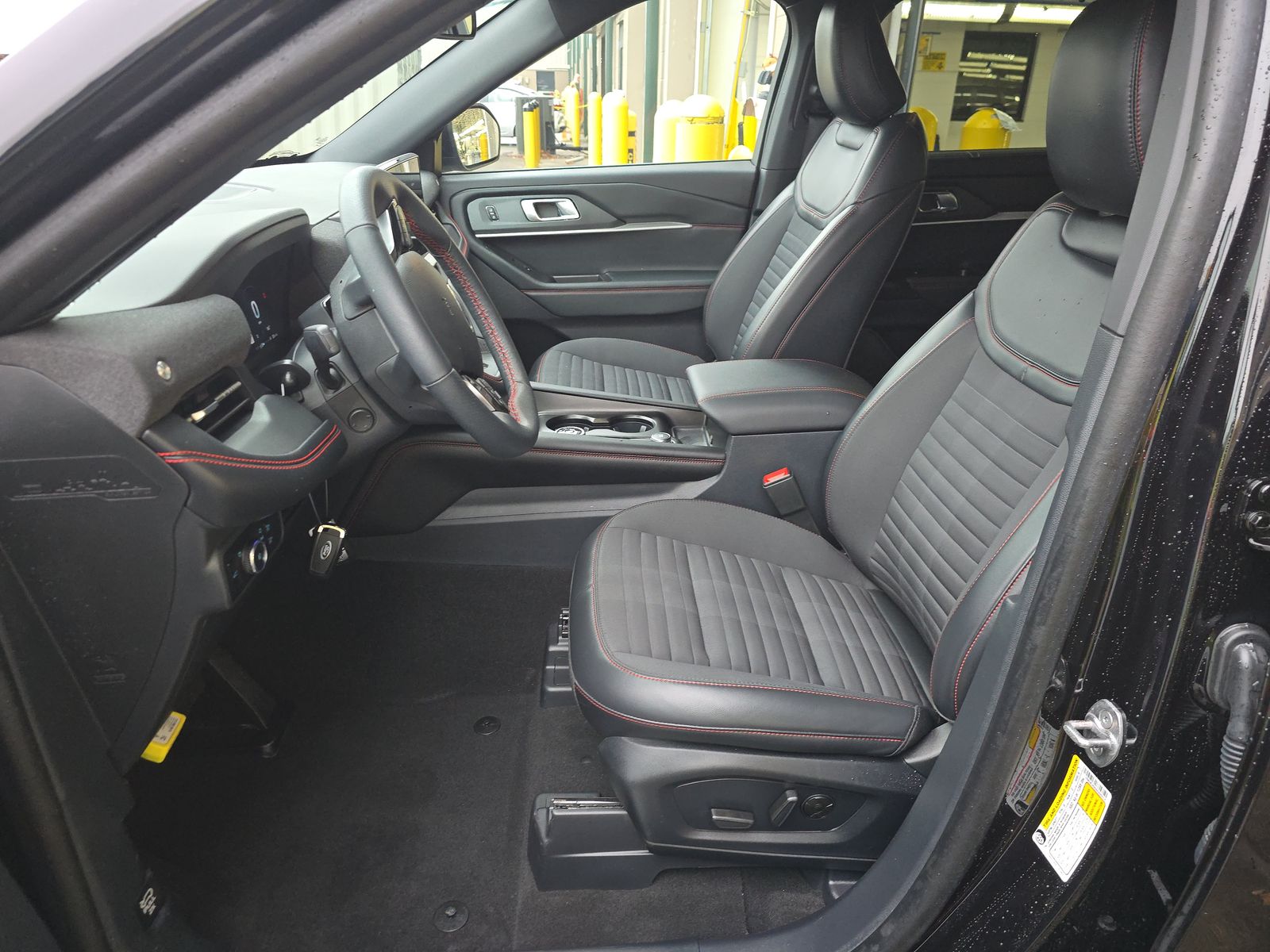 2025 Ford Explorer ST-Line RWD