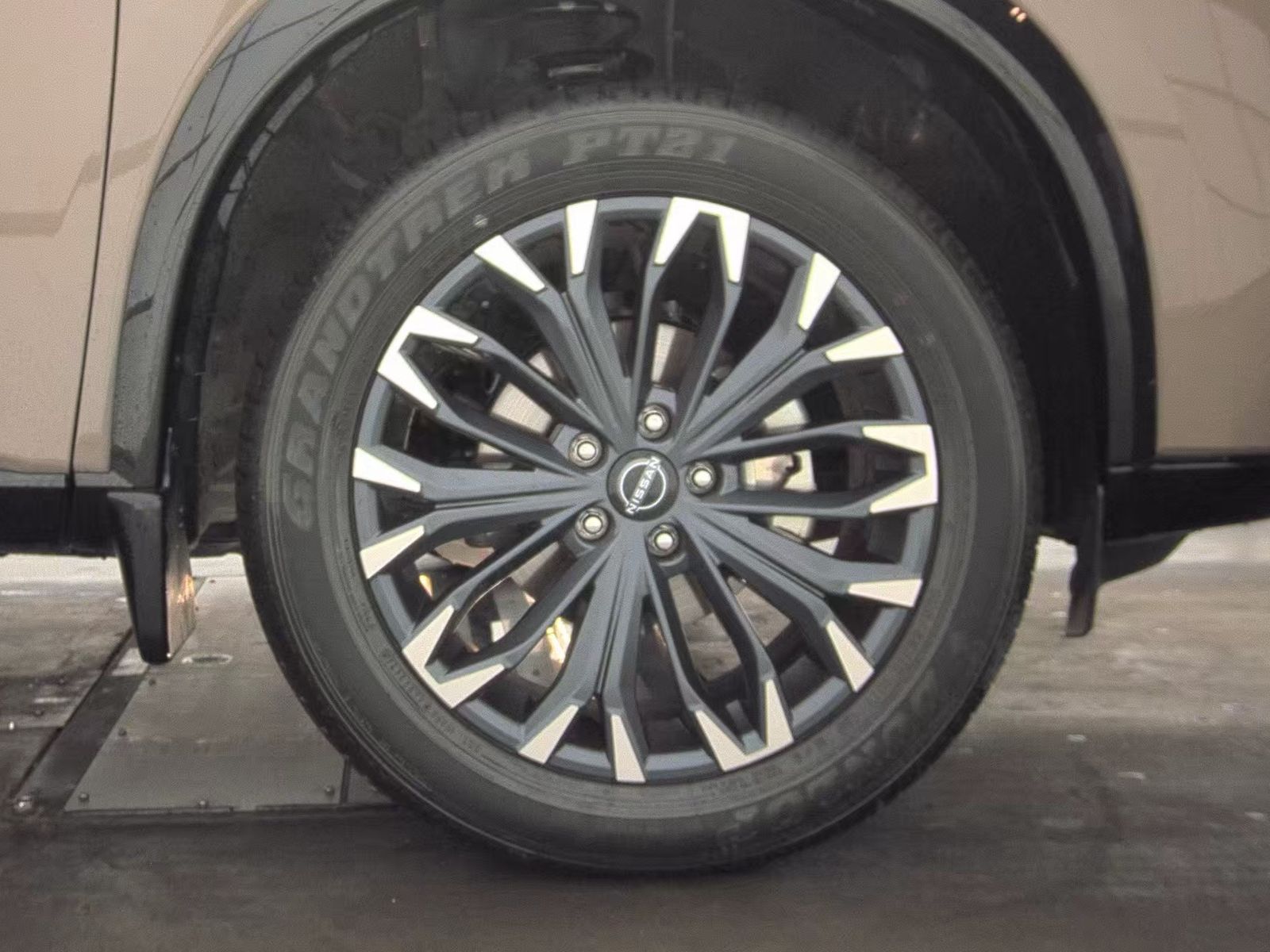 2024 Nissan Rogue Platinum AWD