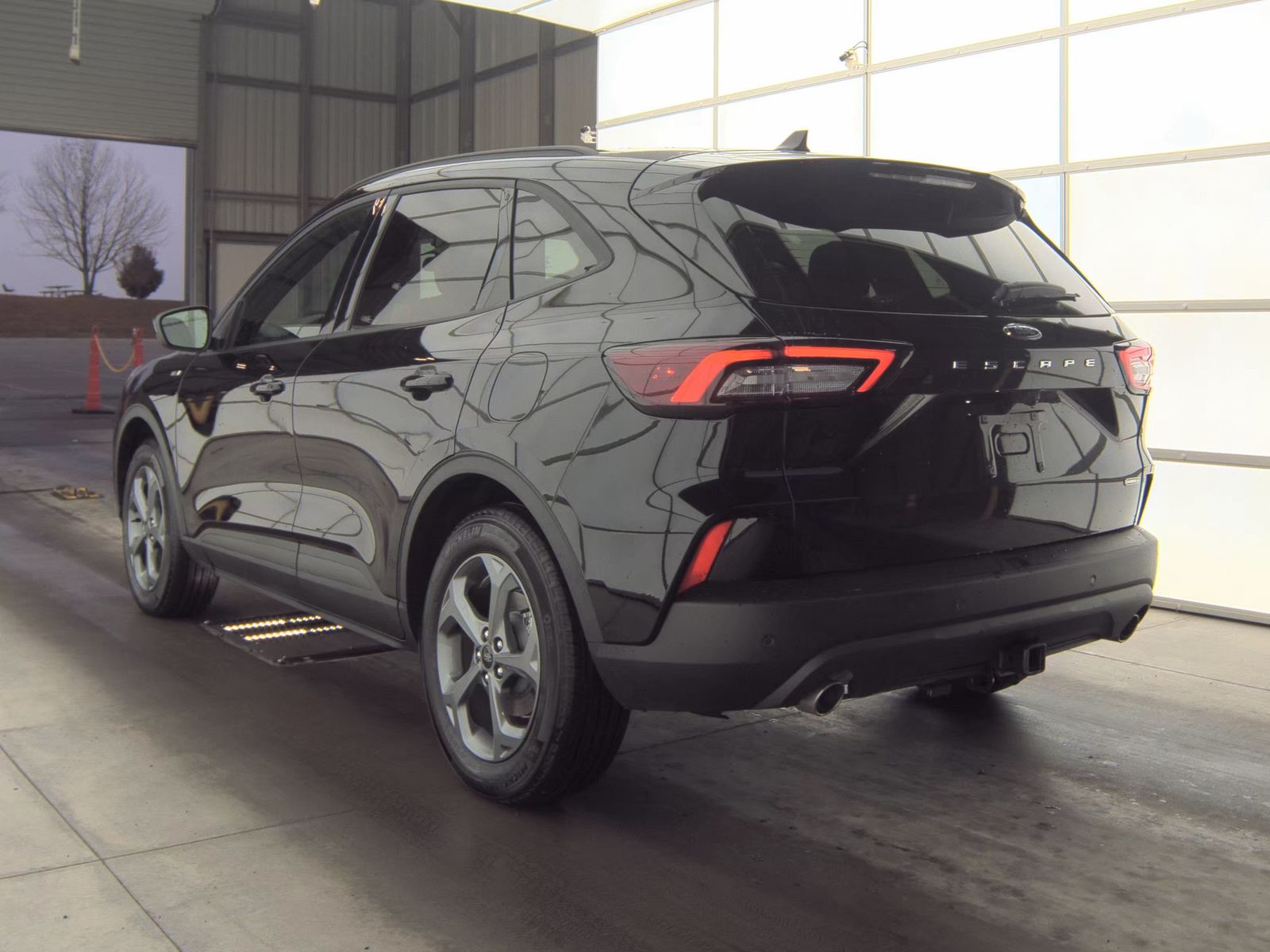 2025 Ford Escape Hybrid ST-Line Elite AWD