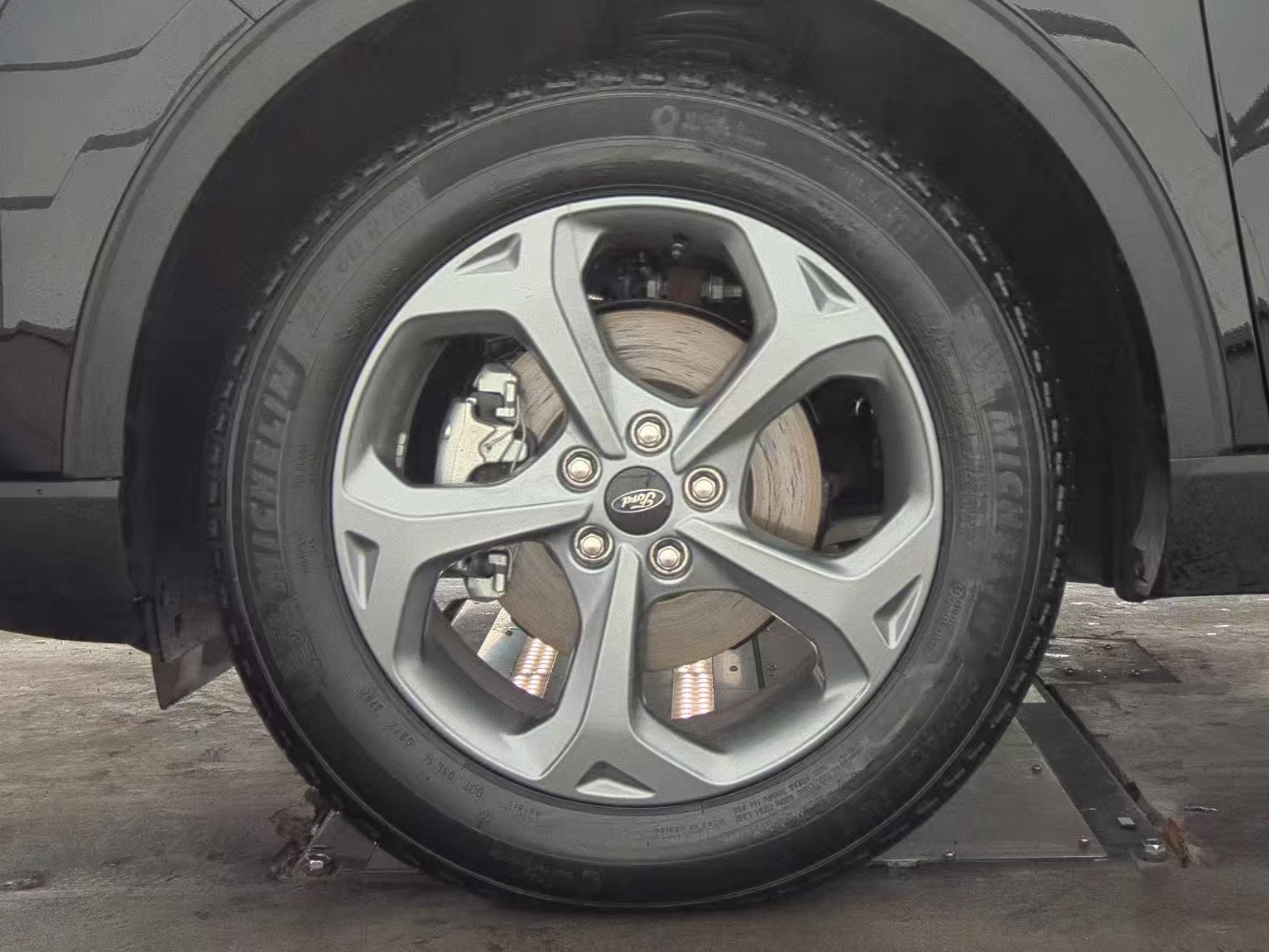 2025 Ford Escape Hybrid ST-Line Elite AWD