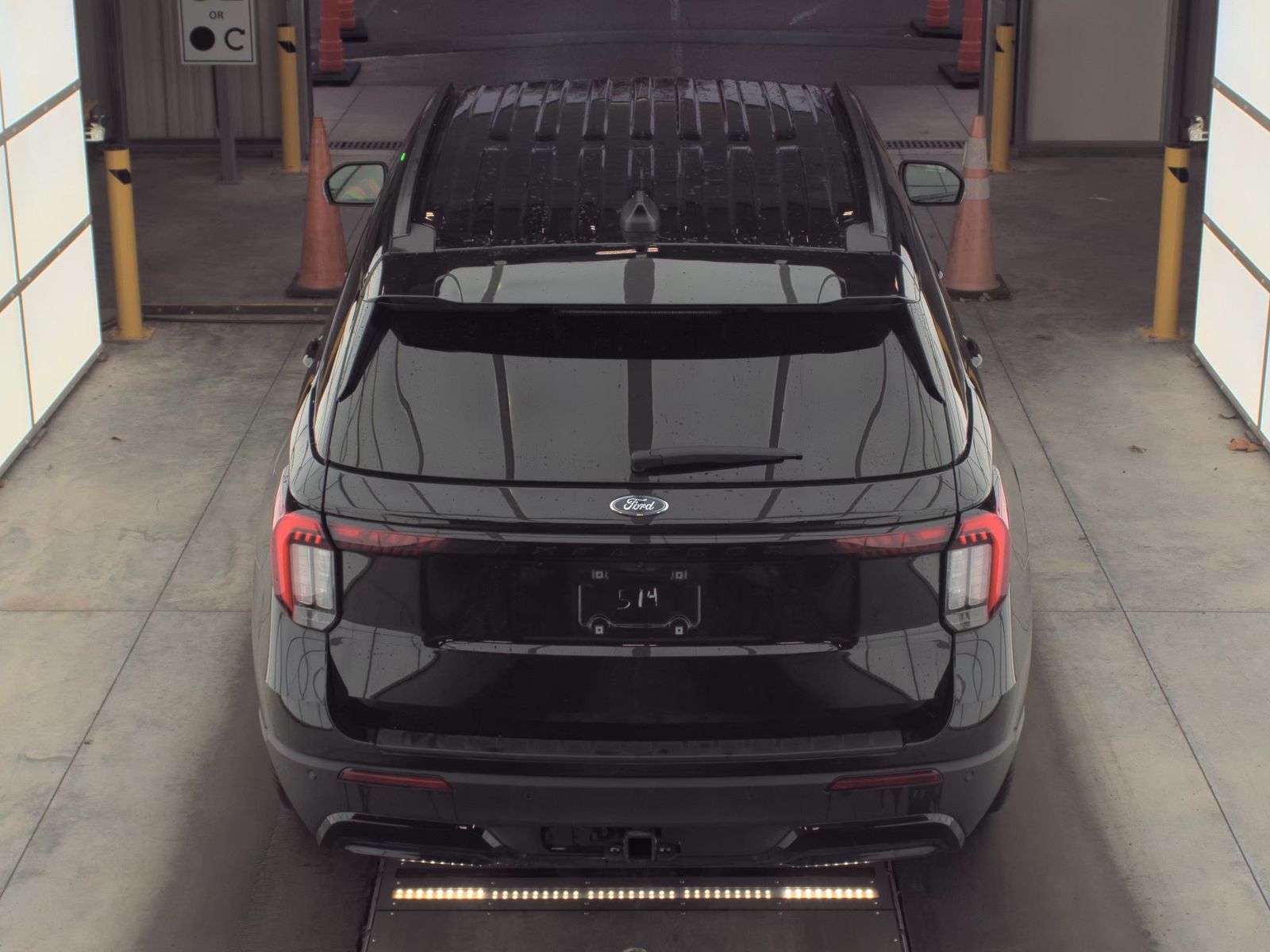 2025 Ford Explorer ST-Line RWD